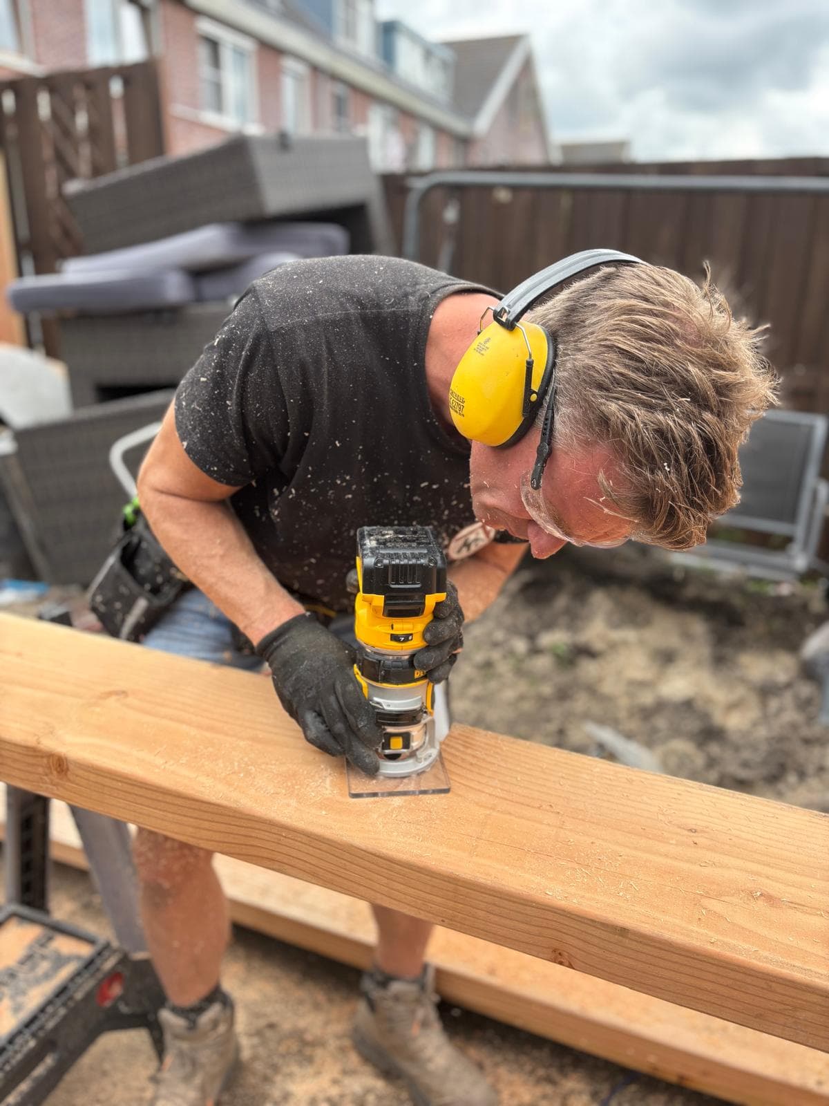 Stefan van Sturtz Creatie aan het werk